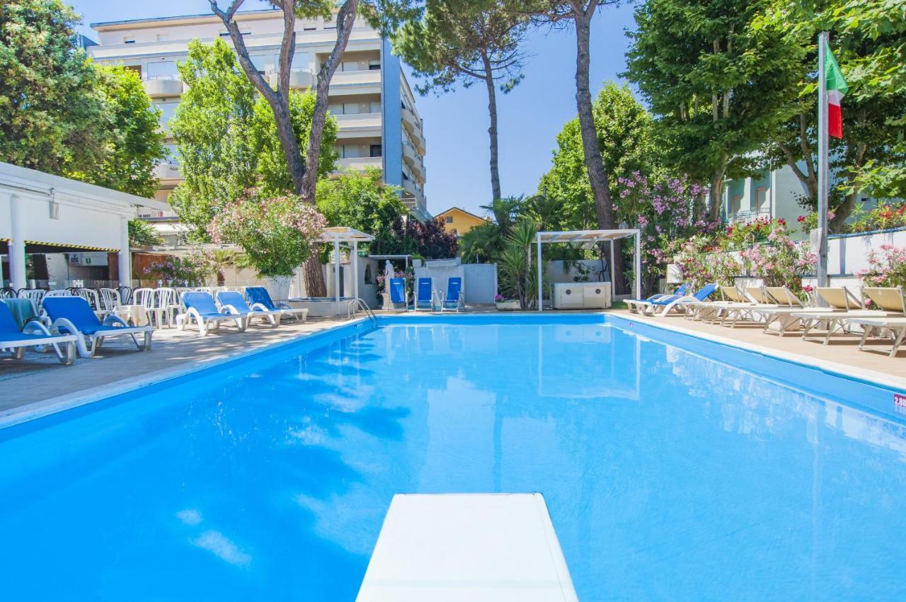 Hotel Carillon Bellaria-Igea Marina Extérieur photo